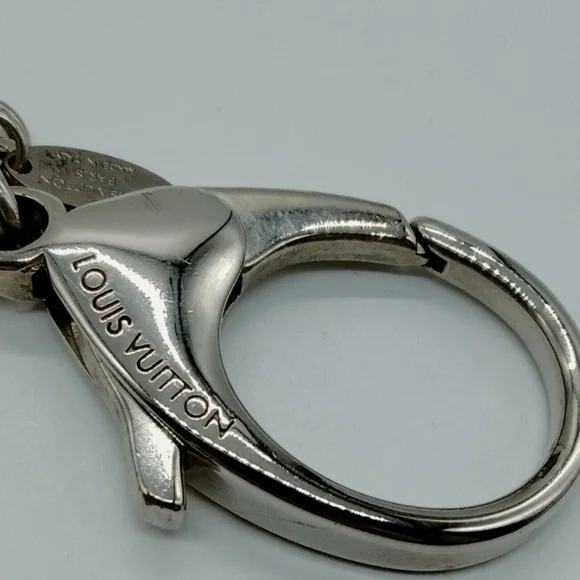 Louis Vuitton Fleur D’Epi Bag Charm Logo Statement Key Chain UNIQUE - Picture 6 of 6